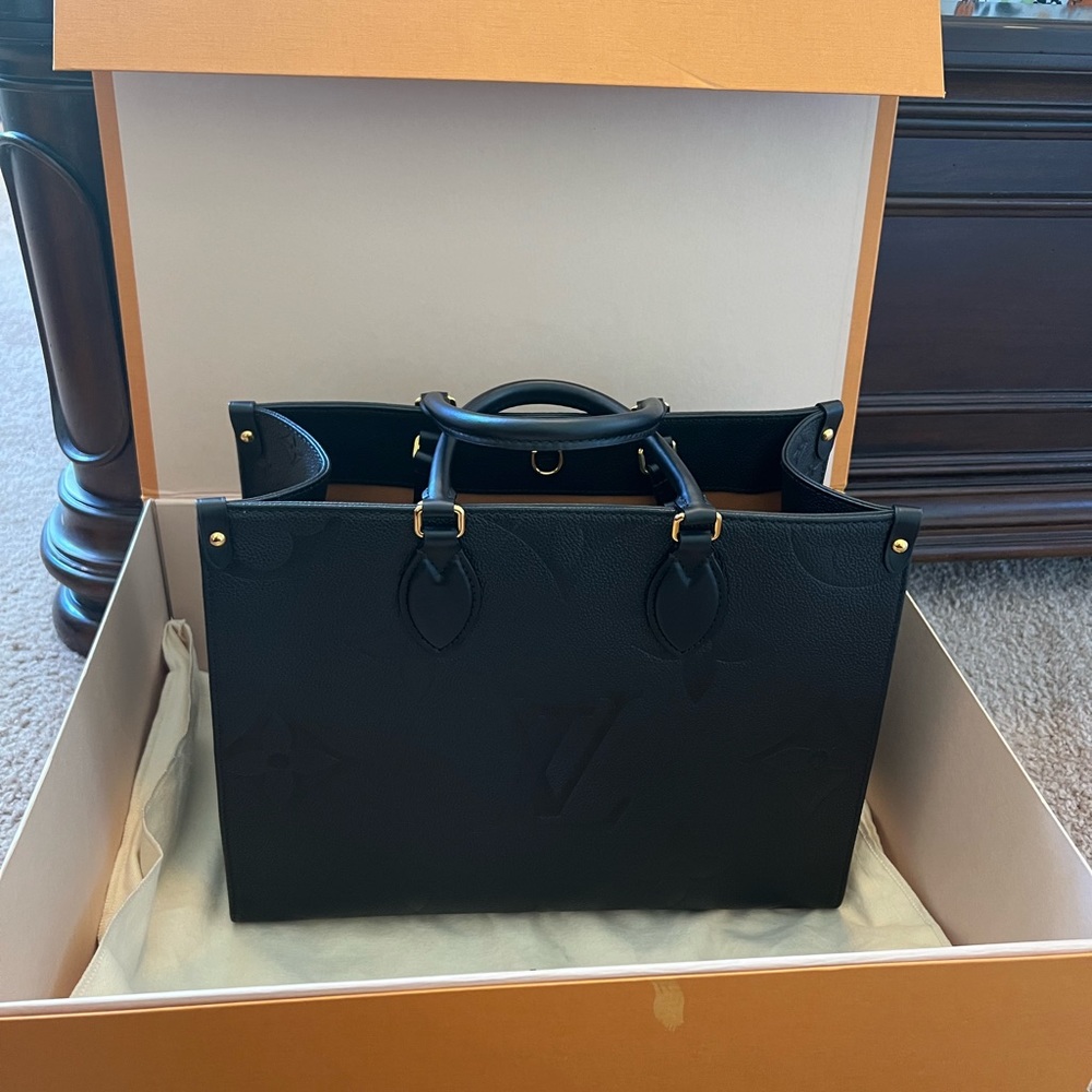 ‼️SOLD‼️ Louis Vuitton onthego MM Monogram Impriente